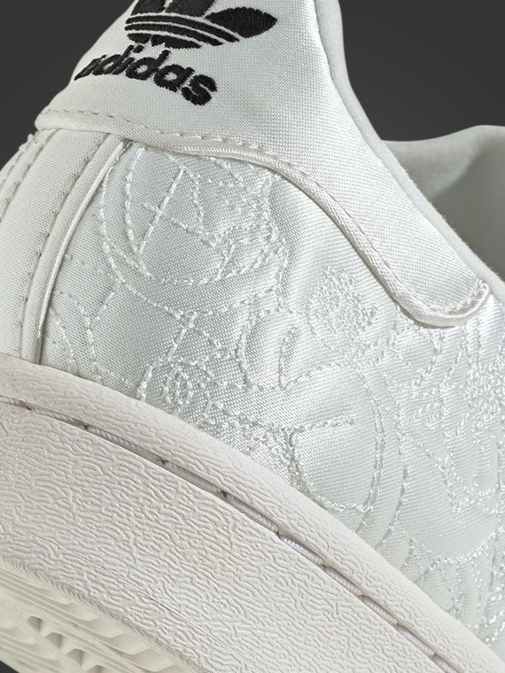 Adidas x Caroline Hu Superstar JR7977 White Bow Sneakers NWT Collab UK 6.5~US8.5 - Picture 2 of 15